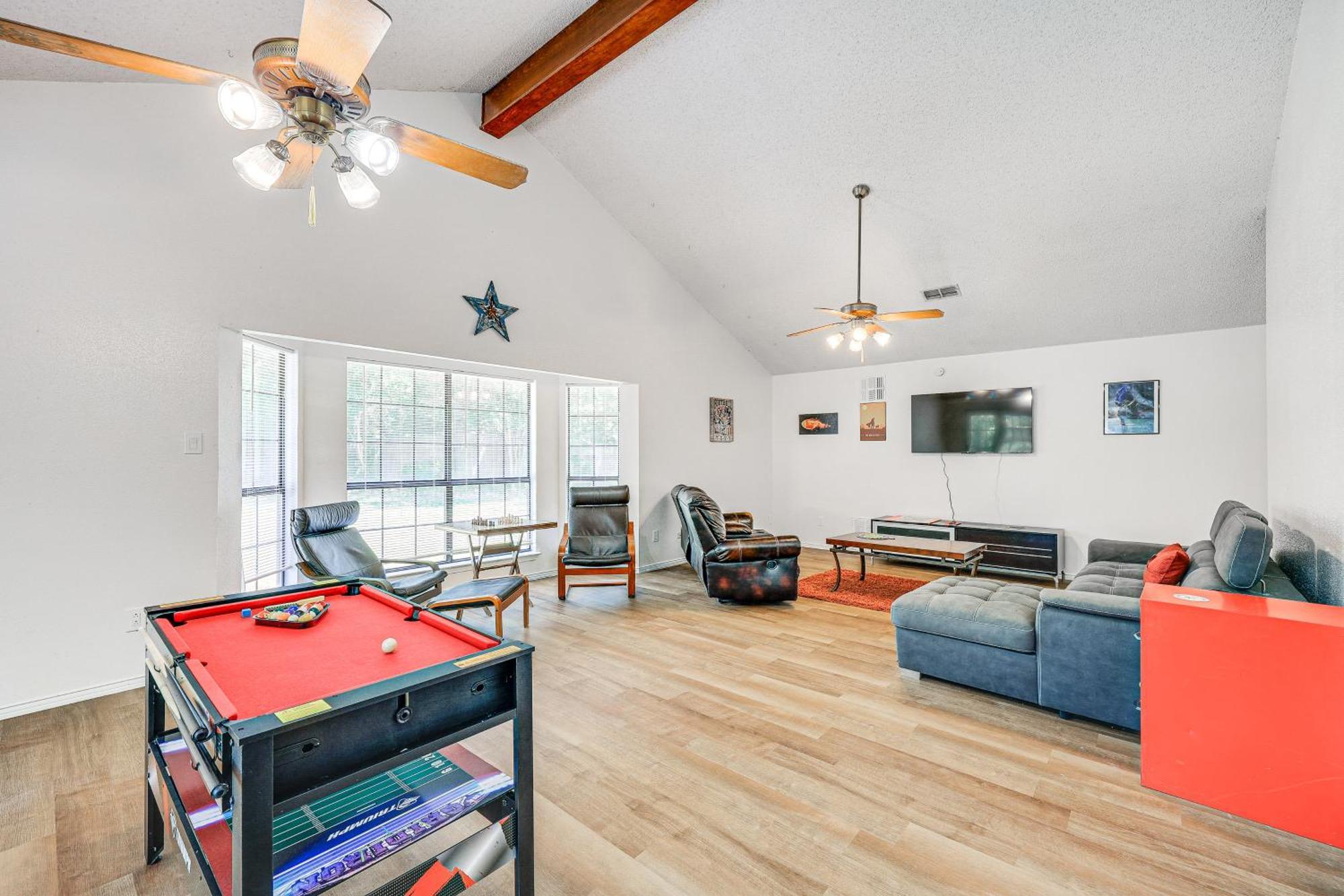 Spacious San Antonio Home Google Fiber, Game Room Екстер'єр фото