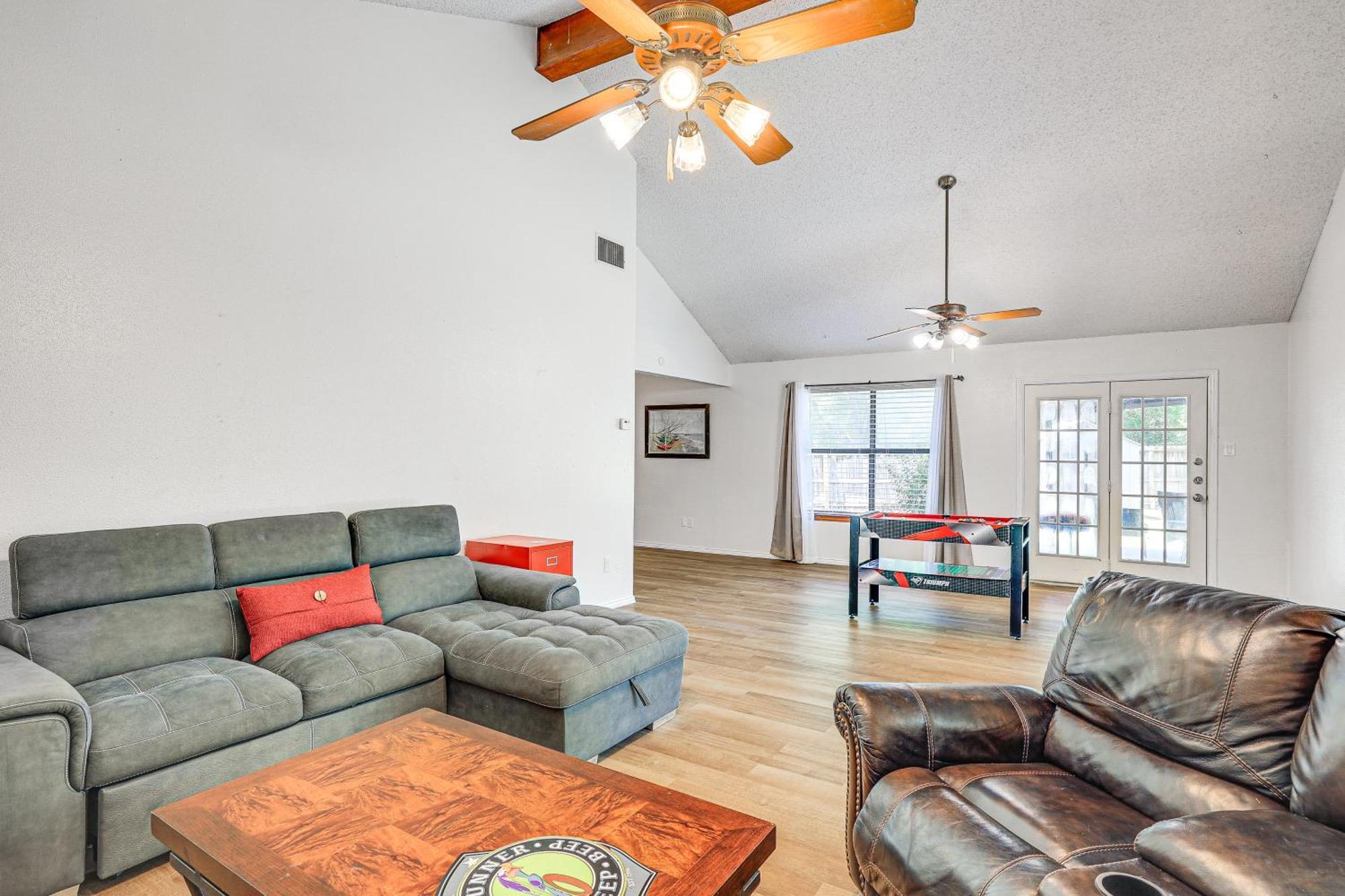 Spacious San Antonio Home Google Fiber, Game Room Екстер'єр фото